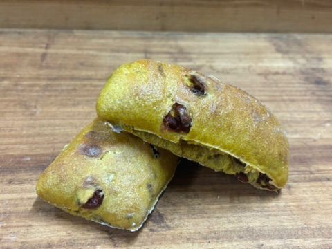 Curry Cranberry Weckle