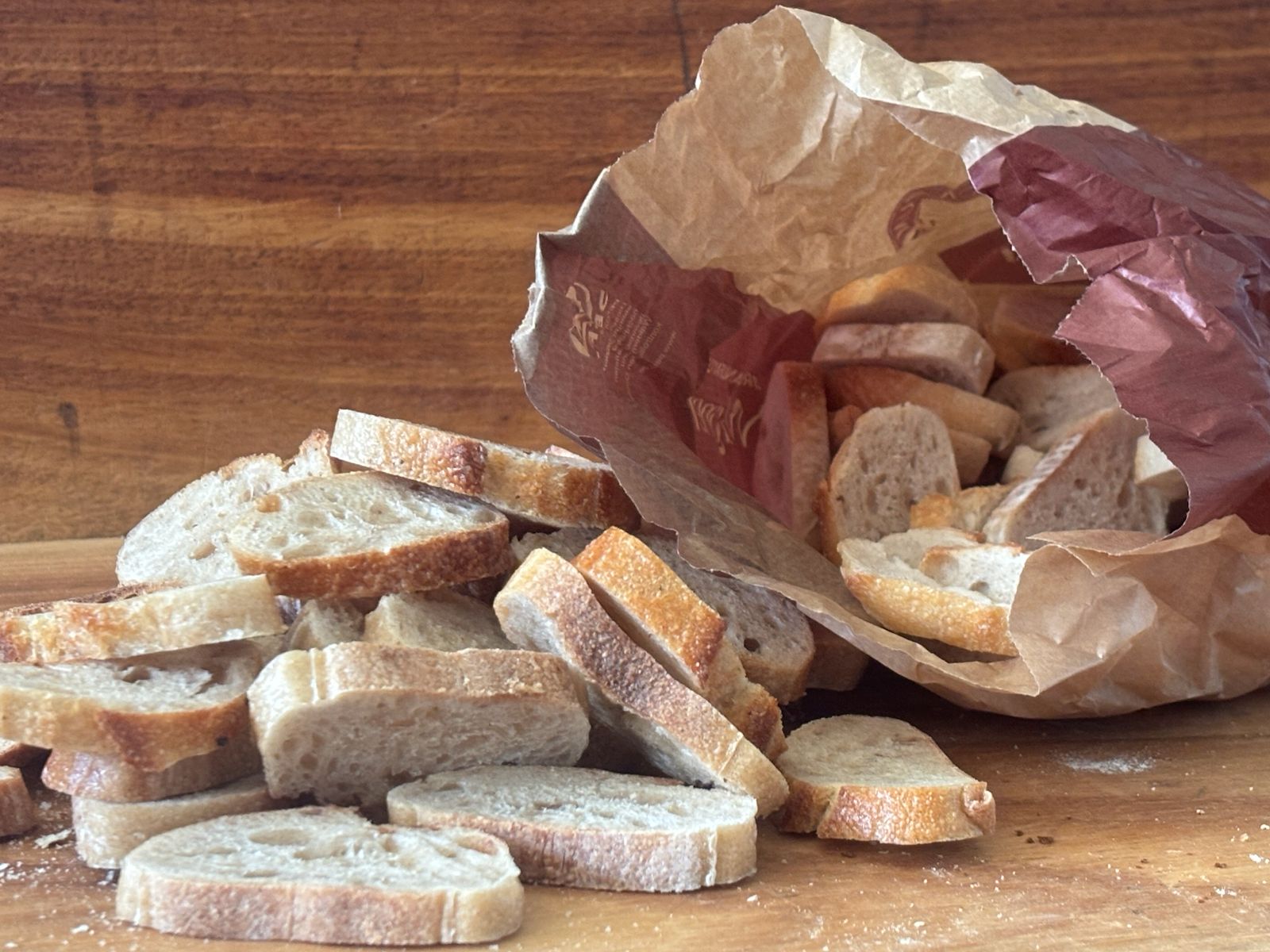 Knödelbrot Hell